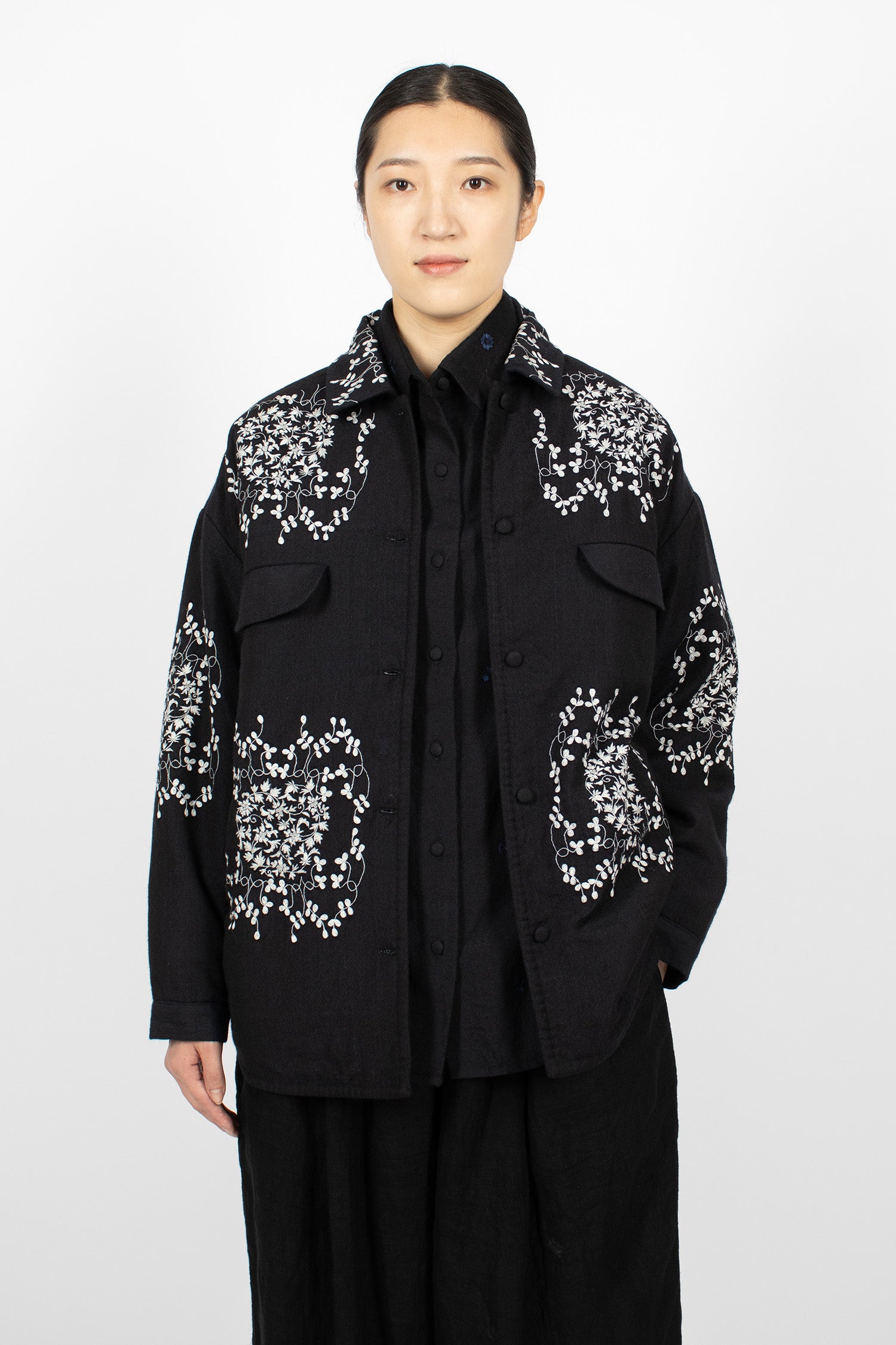 Padded Emblem Flower Embroidered Blouson Black Navy